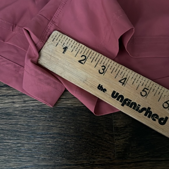 Old Navy women’s shorts size M, lot of 3 pairs, NWT - Picture 2 of 6